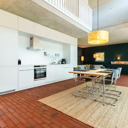 Modernes Architektenhaus Direkt Am Golfplatz Schloss Ranzow. Holiday home *
